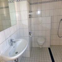 images/bilder_wohnungen/badezimmer_toilette.jpg